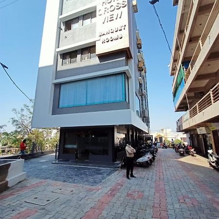 Hotel Crossview Palanpur Exterior foto