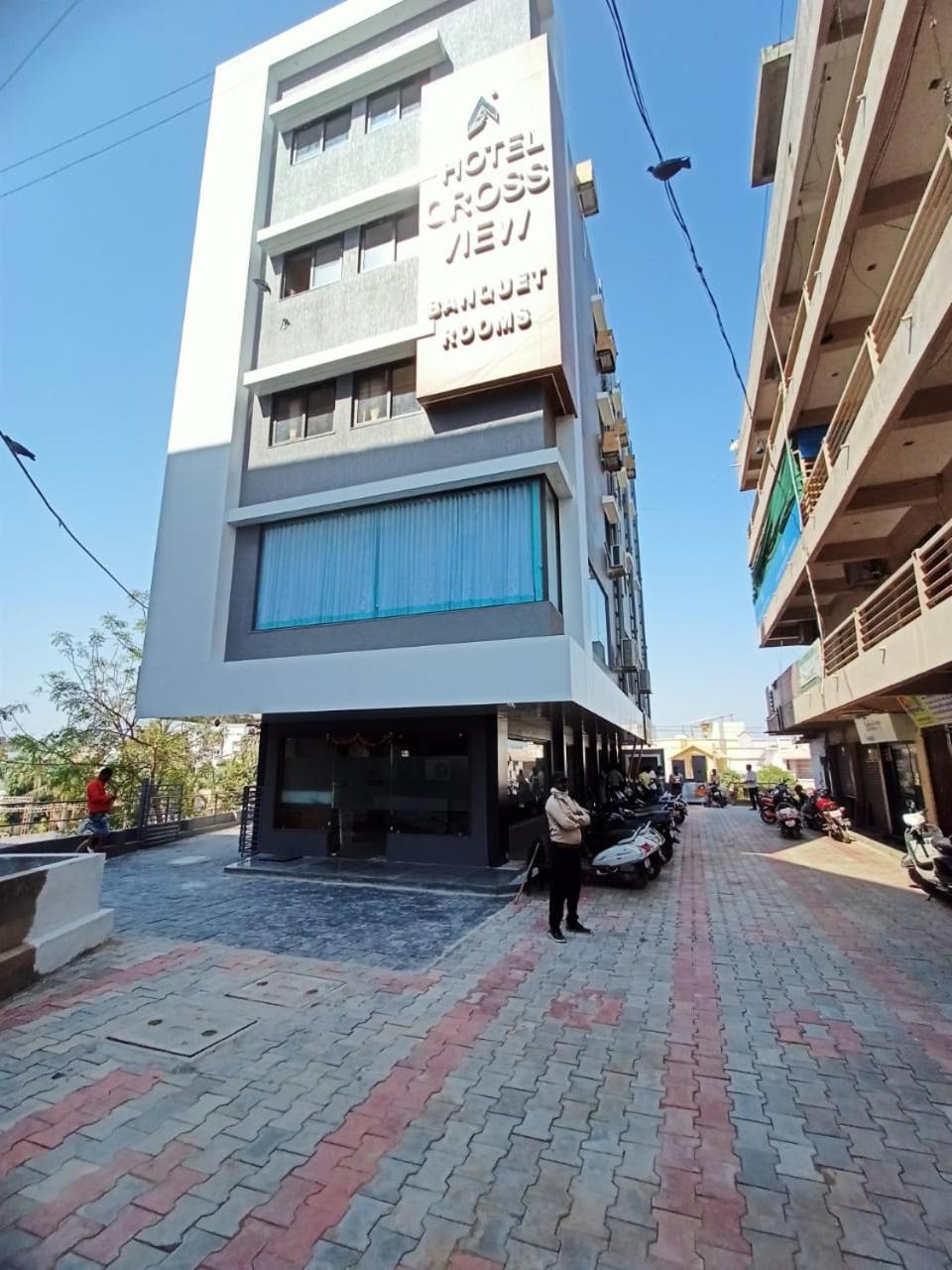 Hotel Crossview Palanpur Exterior foto