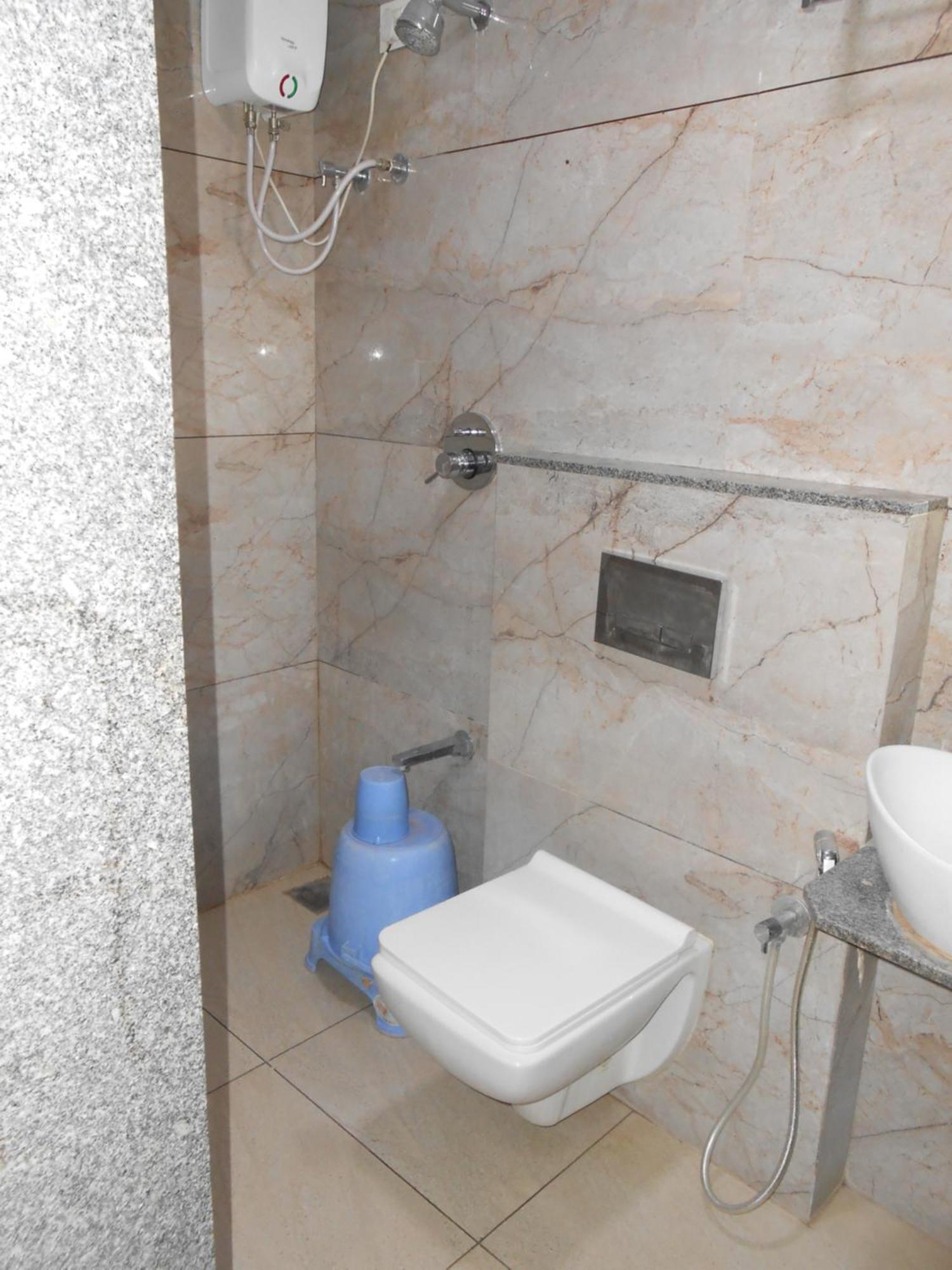 Hotel Crossview Palanpur Exterior foto