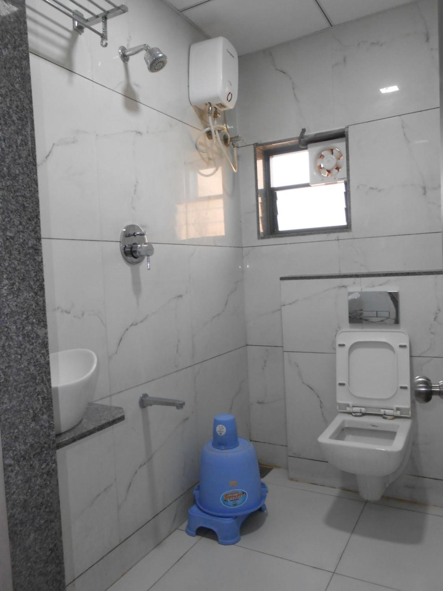 Hotel Crossview Palanpur Exterior foto